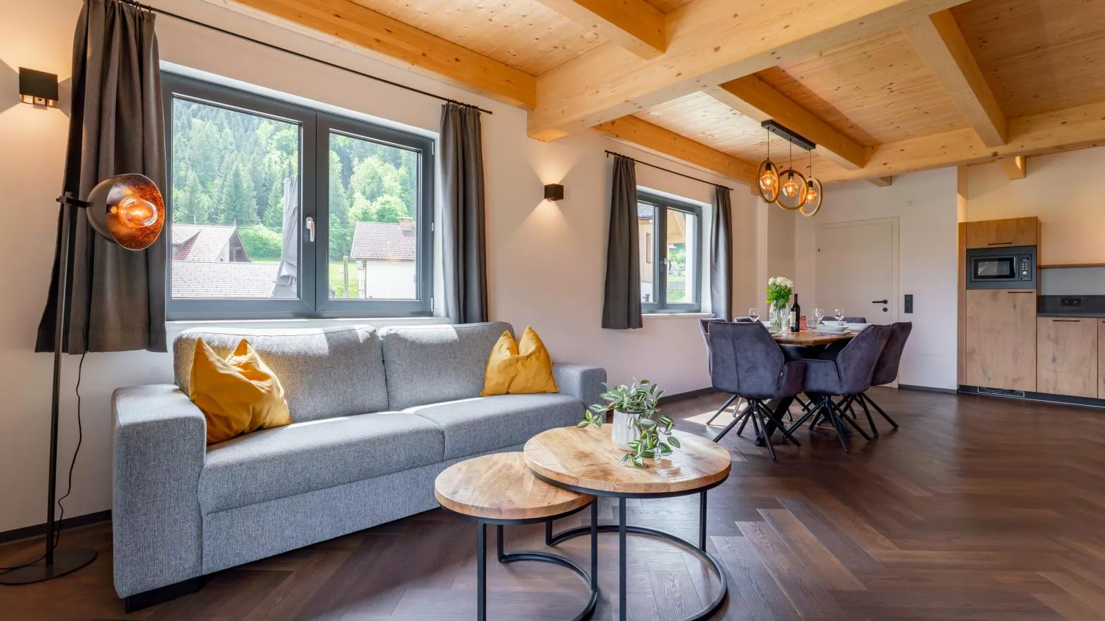 Obermöschach 10A-Living room