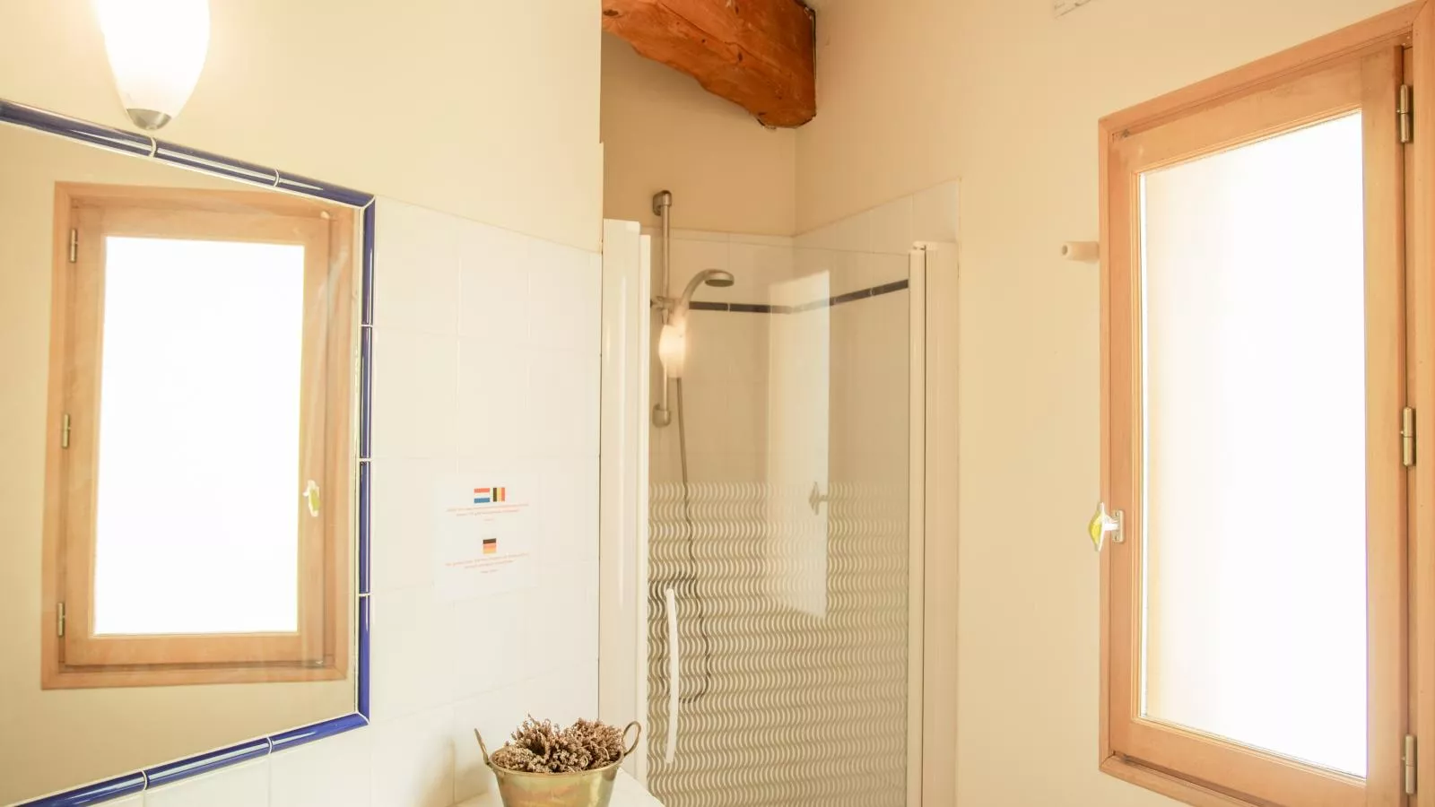 Villa Bellegarde-Bathroom