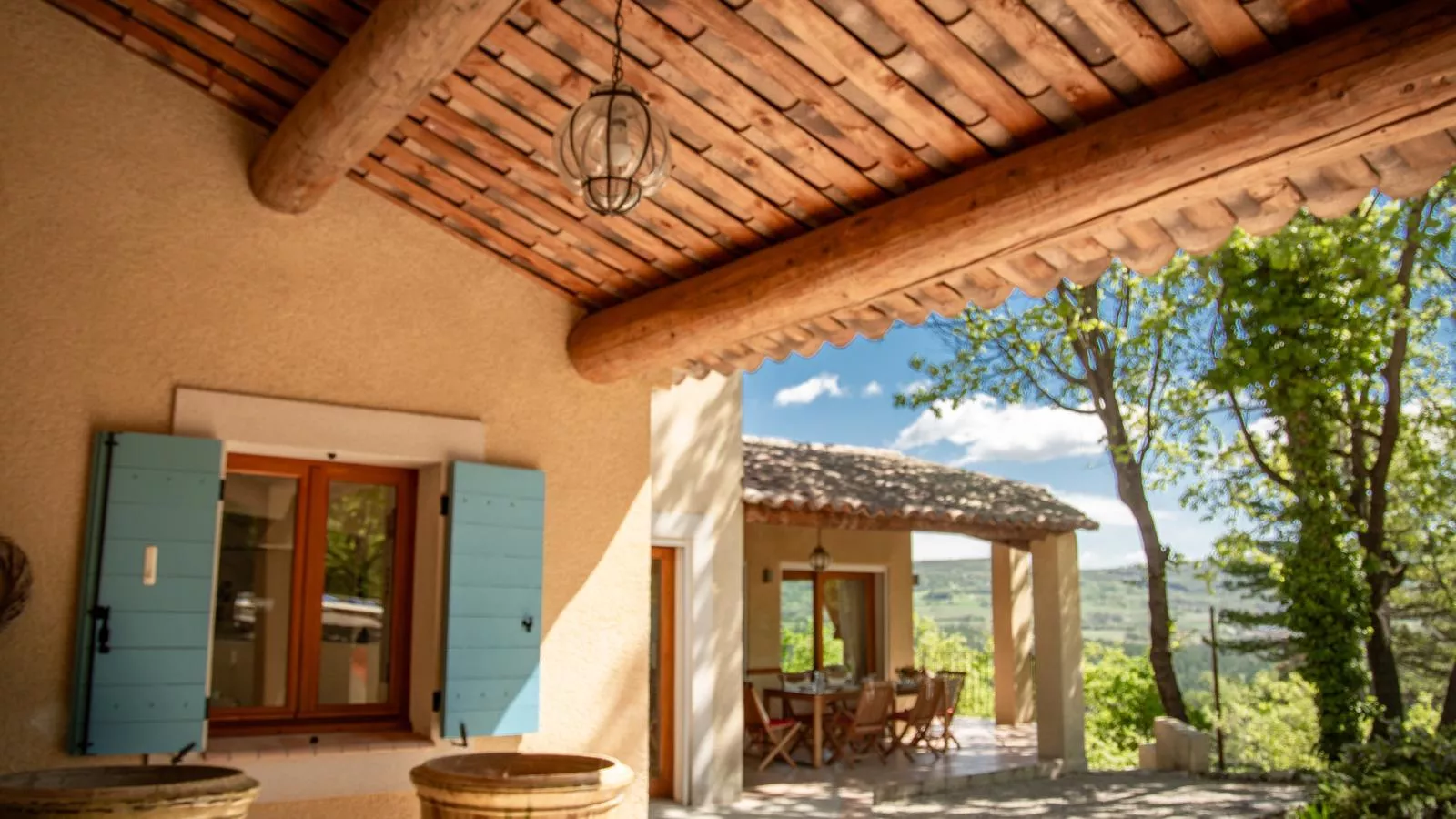 Villa Bellegarde-Terrace balcony