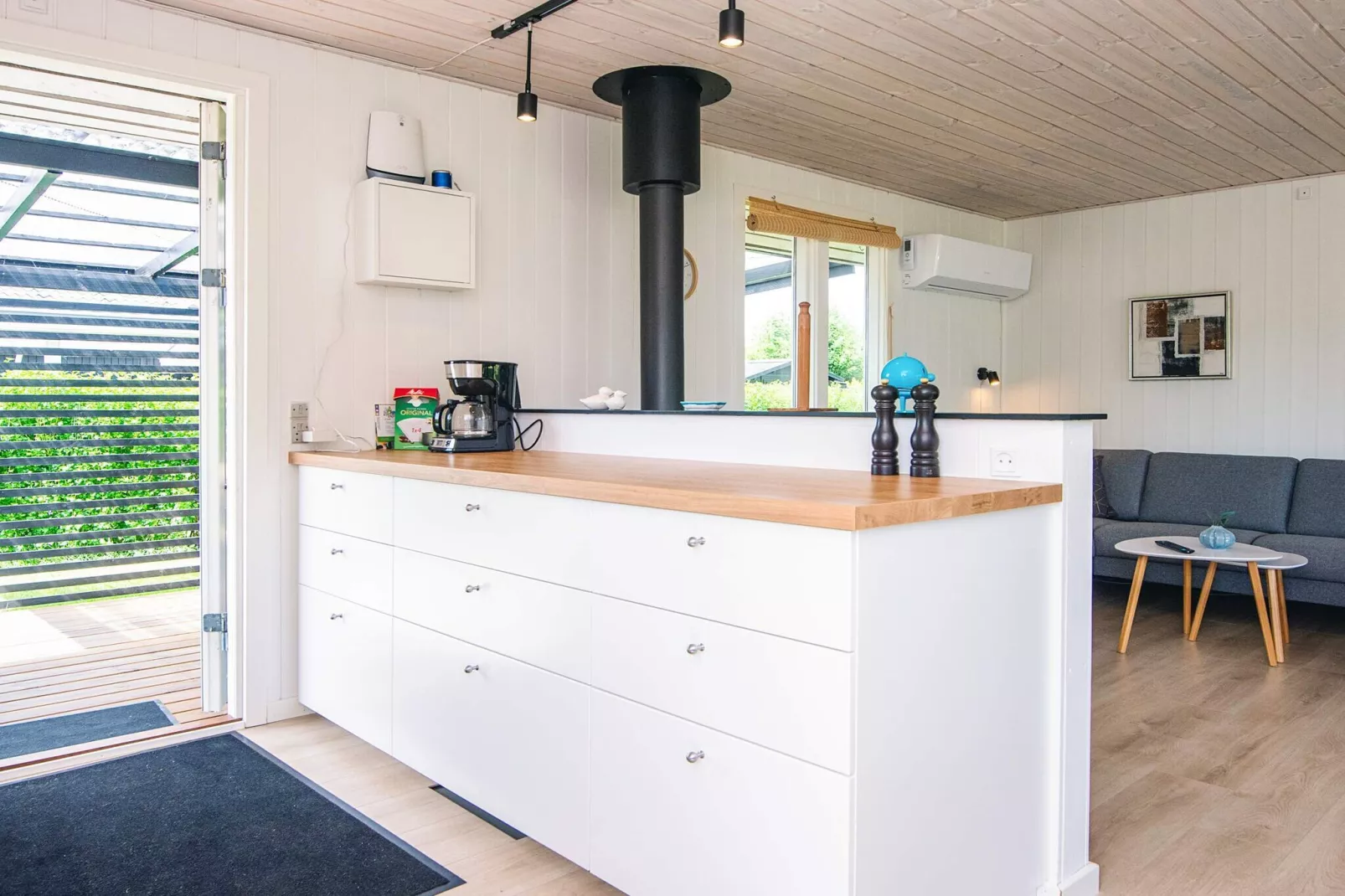 6 person holiday home in Juelsminde-Indoor