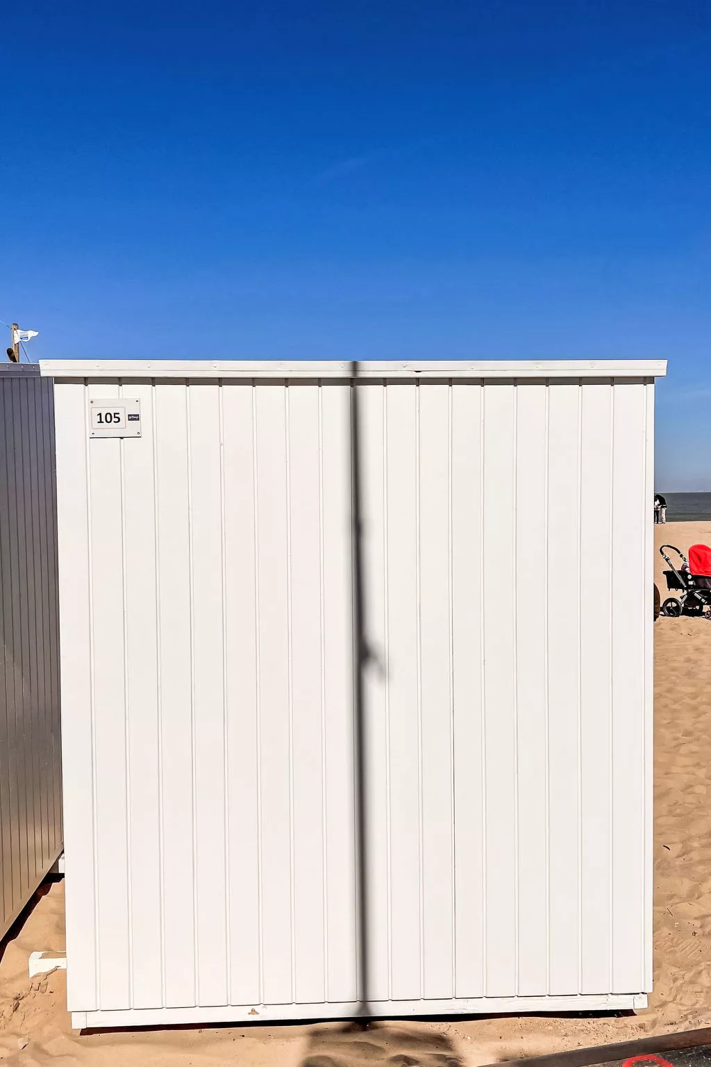 Appartment with beach cabine and parking-Outside