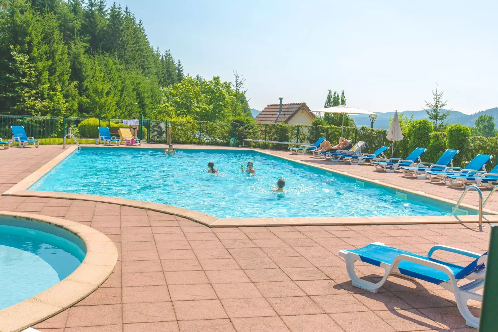 Gîte 3 Pièces 5 Personnes 1 bébé / SAALES PEA 25