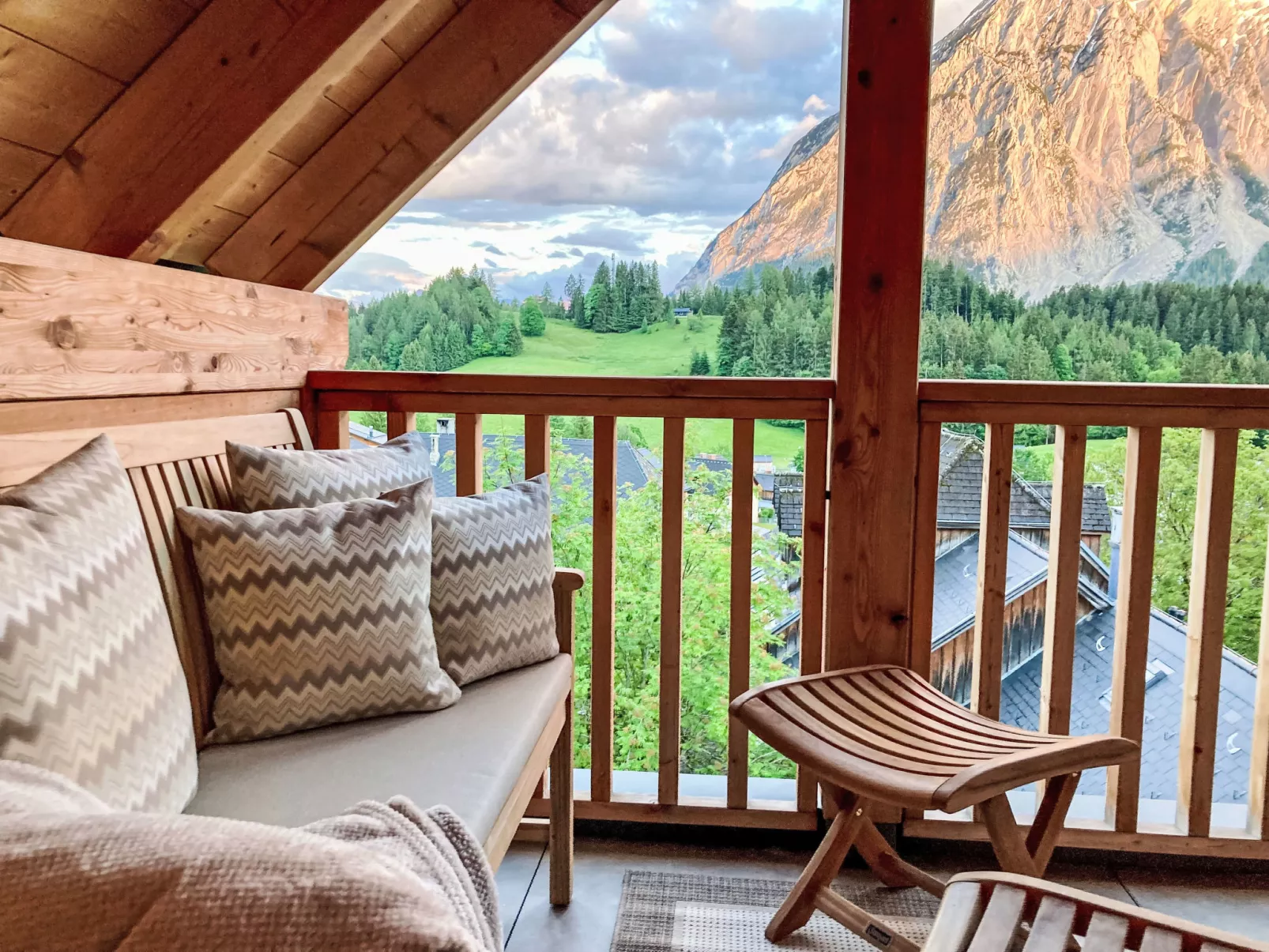 Mountain Suite A10