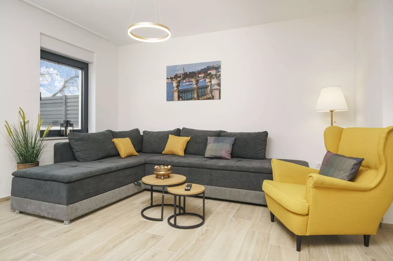 Villa Tria Quercus - Two Bedroom Villa with Terrace and Swimping pool