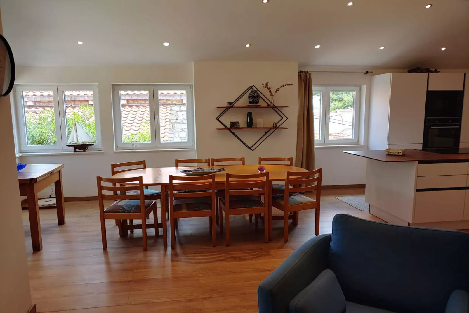 Three Bedroom Apartment with Terrace