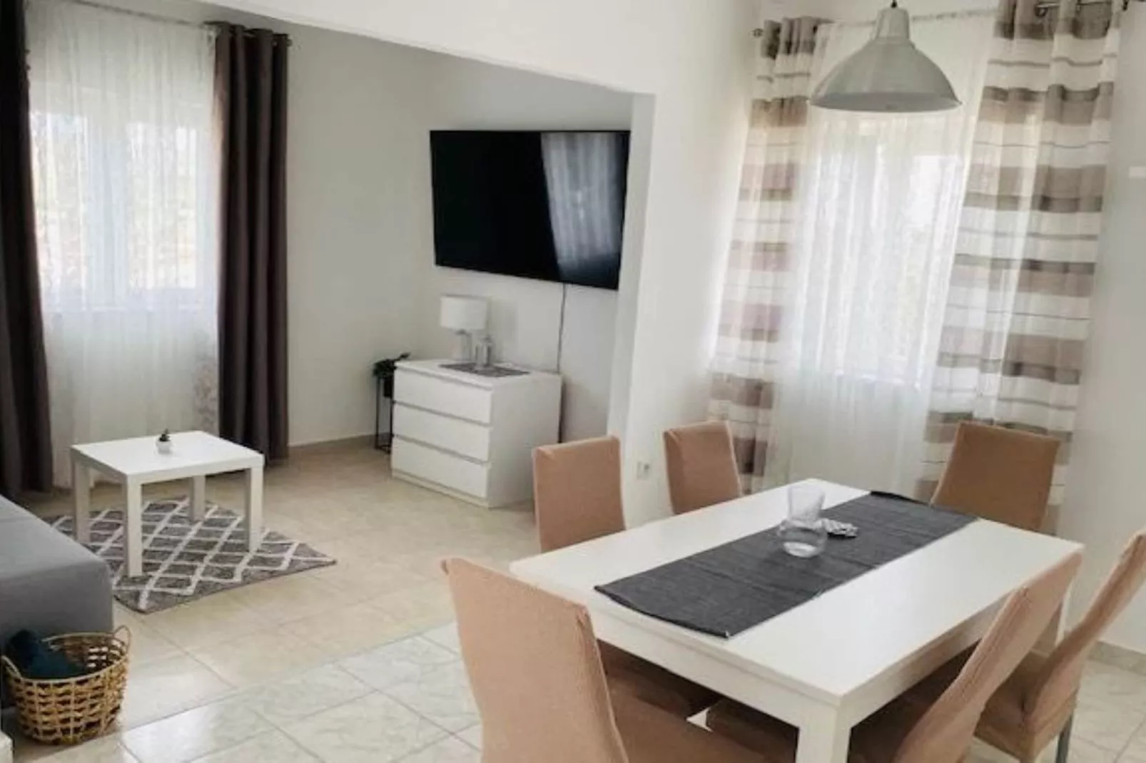 Villa Brazza - Two Bedroom Apartment A2