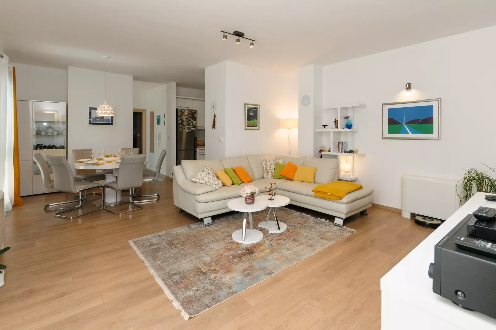 Luxury Villa with Heated Pool, Terrace, and Outdoor Amenities for Relaxation - Five Bedroom Villa