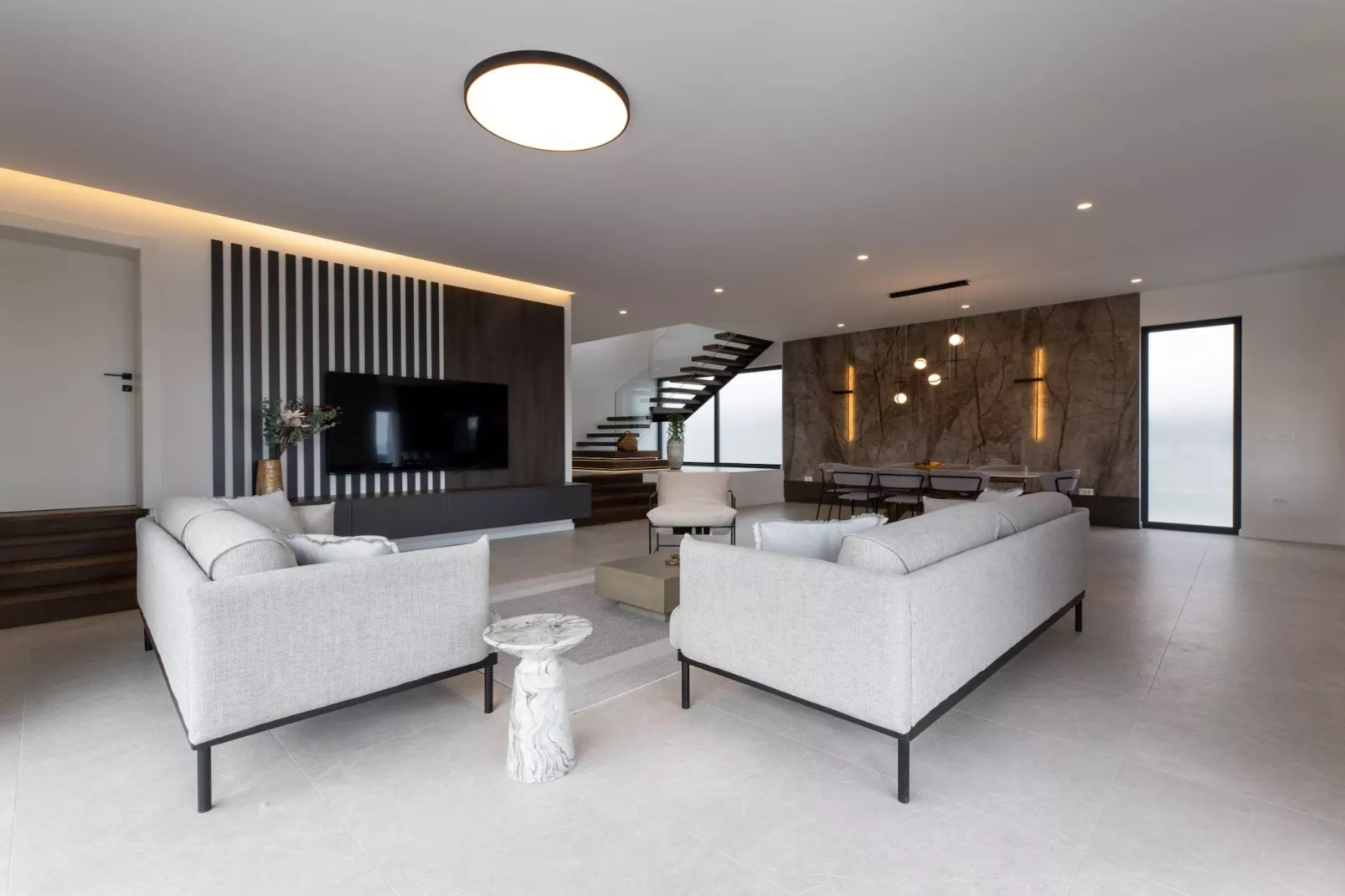 Moonlit Mirage Villa with Pool, Gym and Sauna - Five Bedroom Villa with Pool