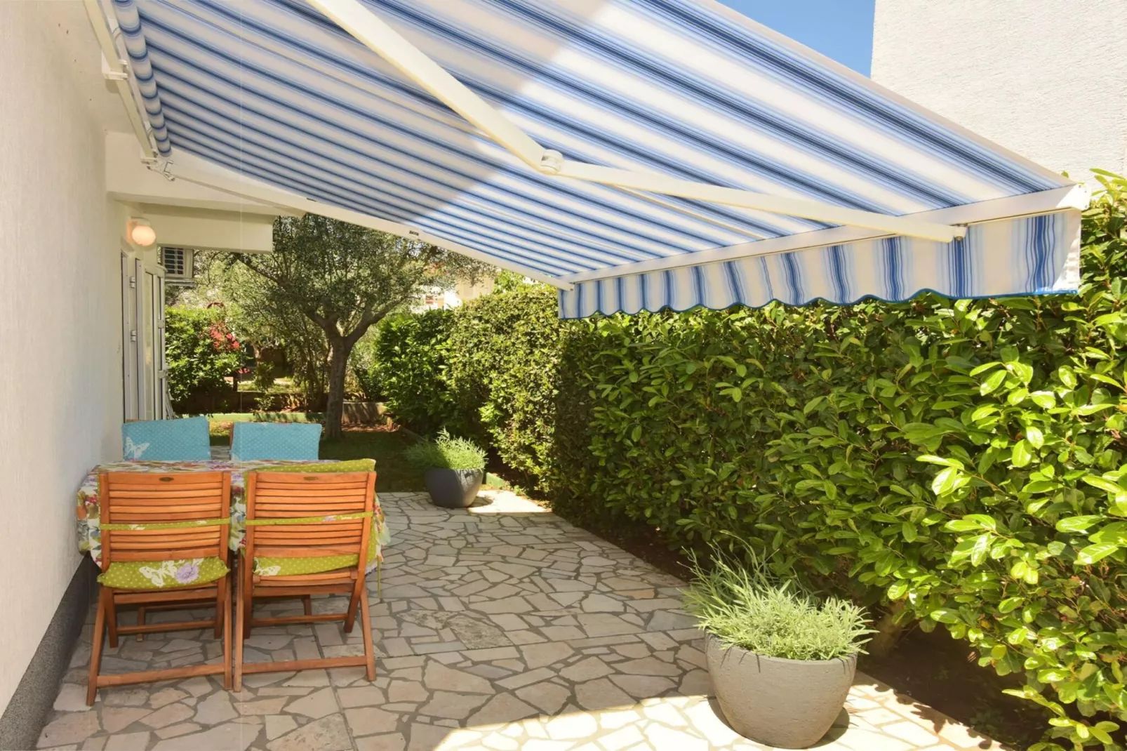 Peaceful and Secluded Krk Apartment with Terrace - One Bedroom Apartment with Terrace