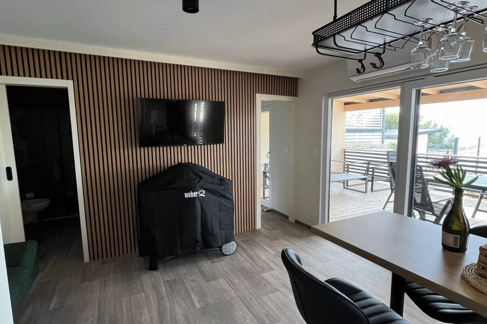 Tranquil Tides Drage Mobile Home with Terrace and Sea View - Two Bedroom Mobile Home with Terrace and Sea View
