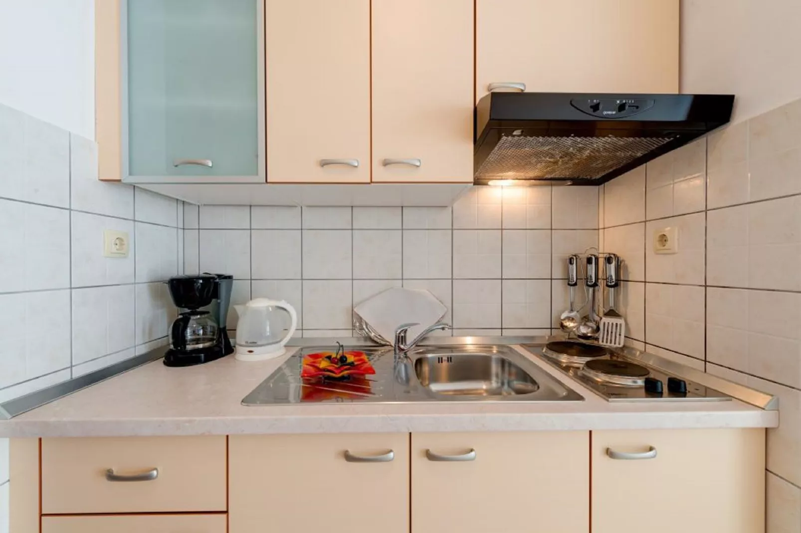 Apartments Tafra - One Bedroom Apartment 3