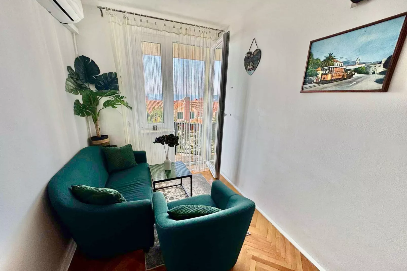 Charming Apartment with Terrace and Old Town View - One Bedroom Apartment with Terrace