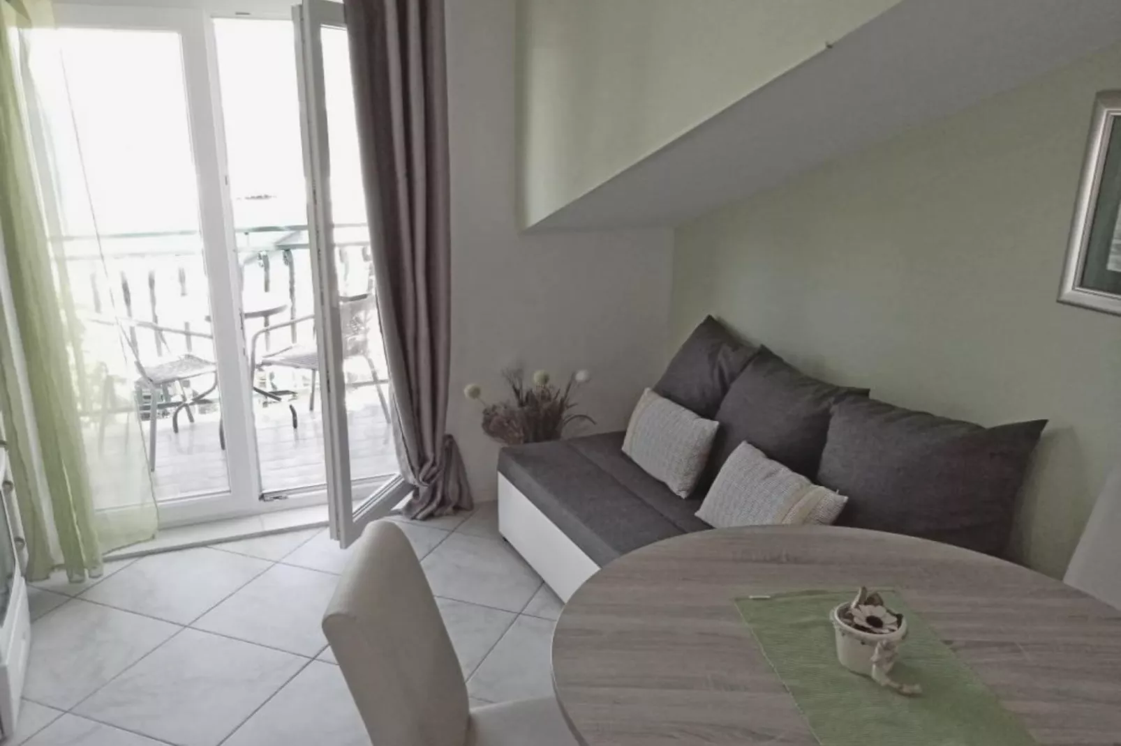 Apartments Silva - Two Bedroom Apartment with Balcony and Sea View