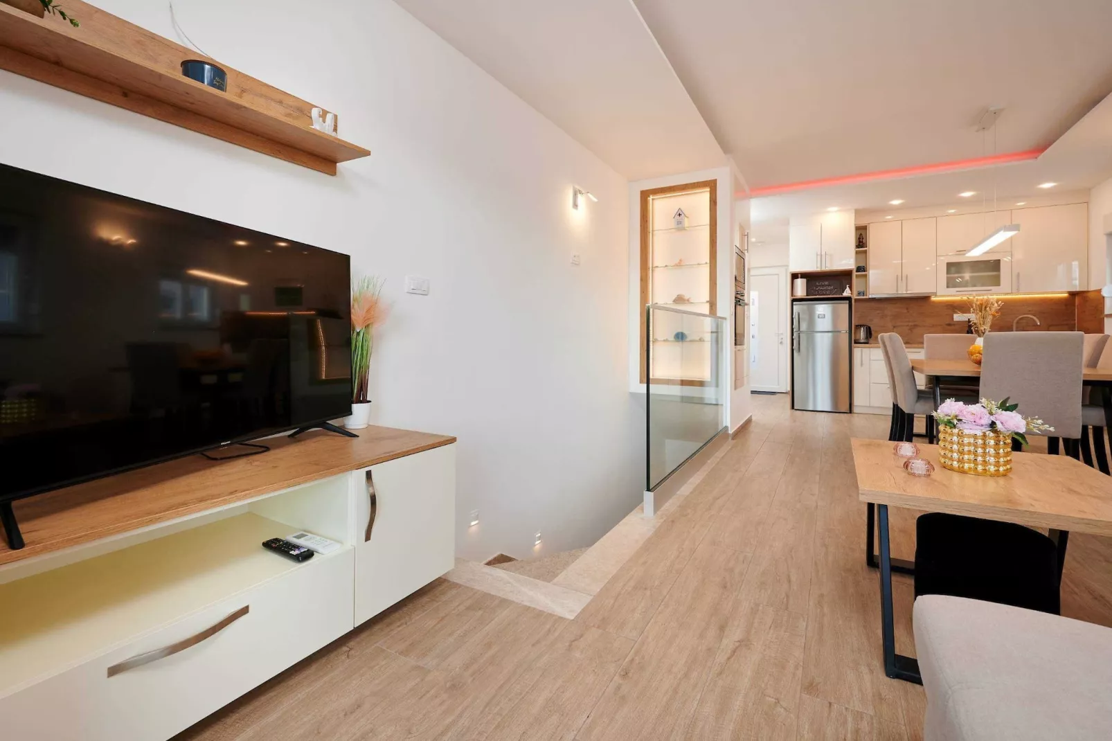 Exclusive Okrug Gornji Apartment with Shared Pool - Two bedroom Apartment with Shared Pool