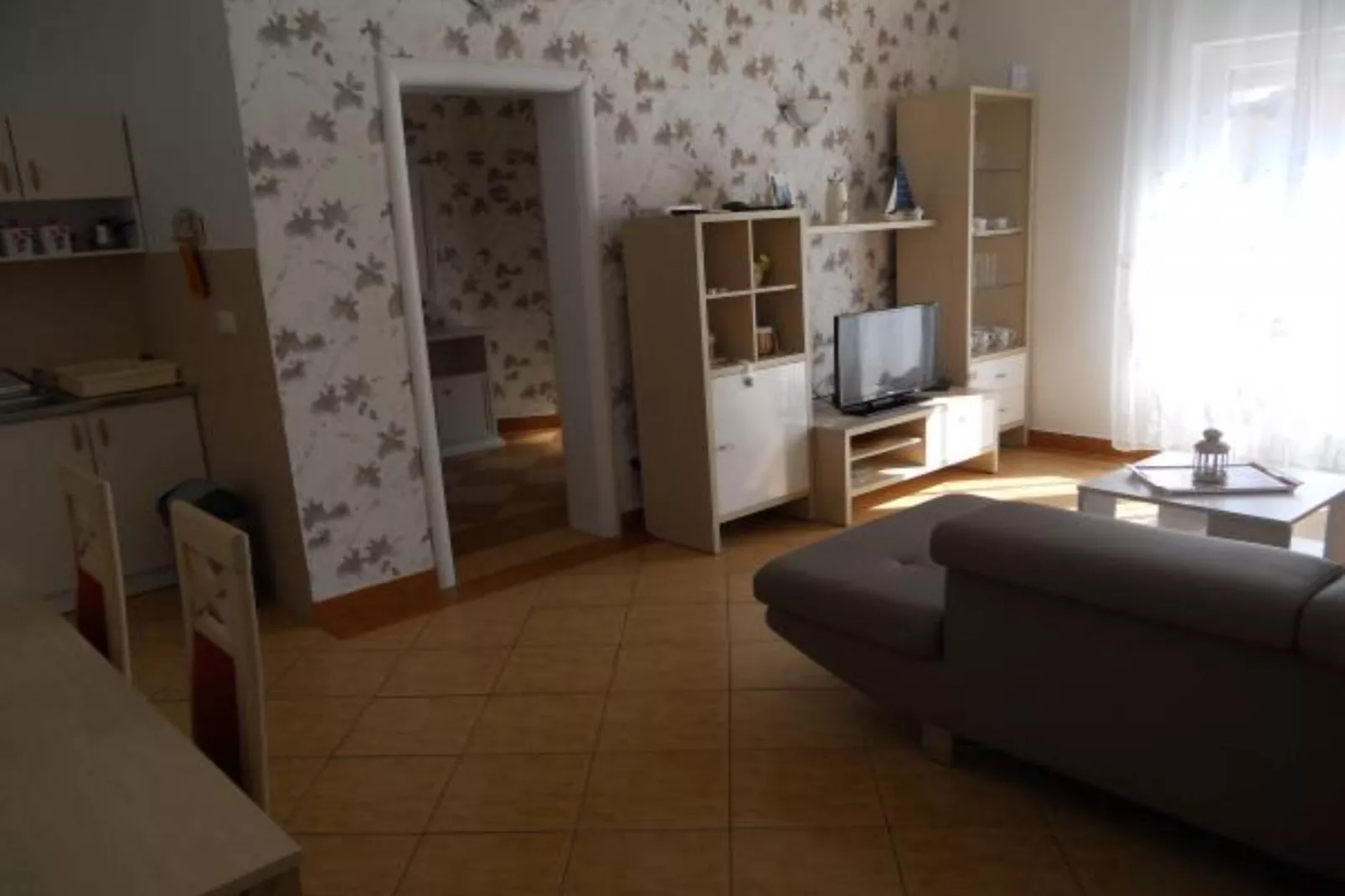 Apartments Dea & Paula - Classic Two Bedroom Apartment with Terrace