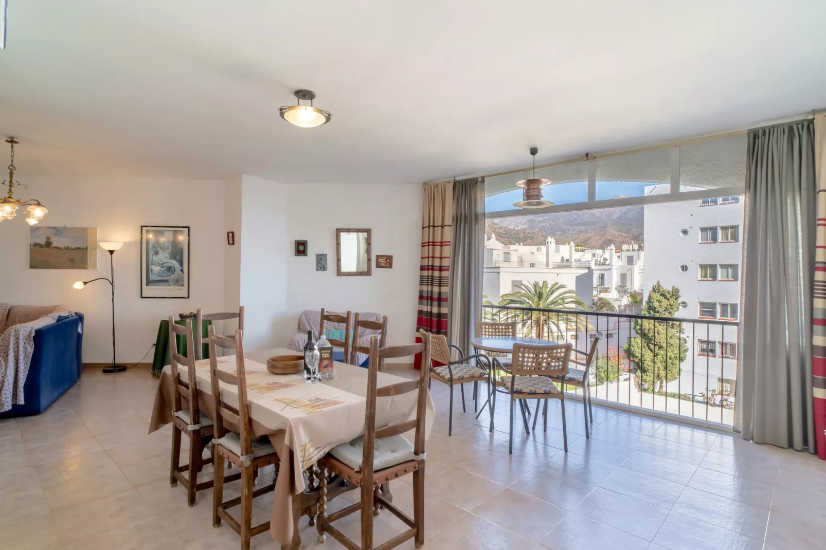 Carabeo 28 Apartment by Casasol