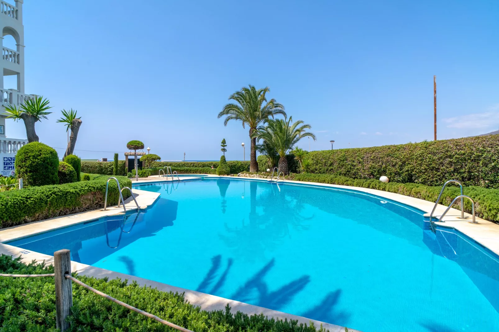 Stella Maris Beachfront 2J by Casasol