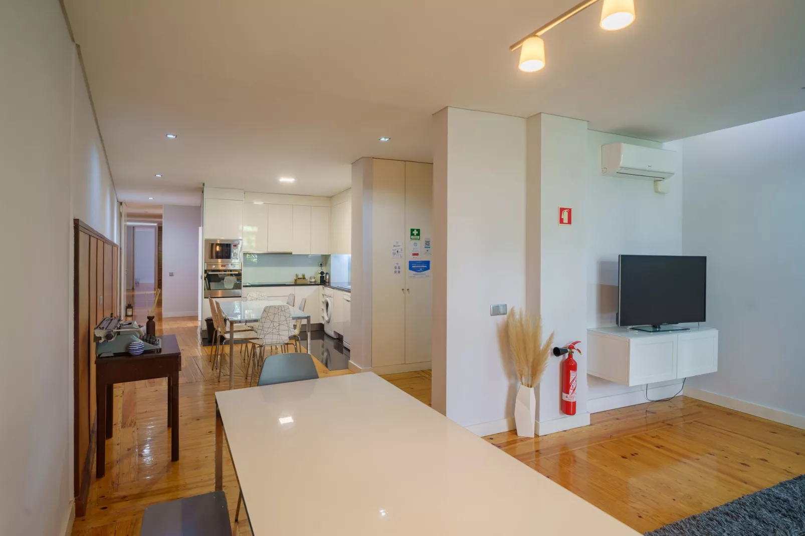 Feel Porto Downtown Poets Flat