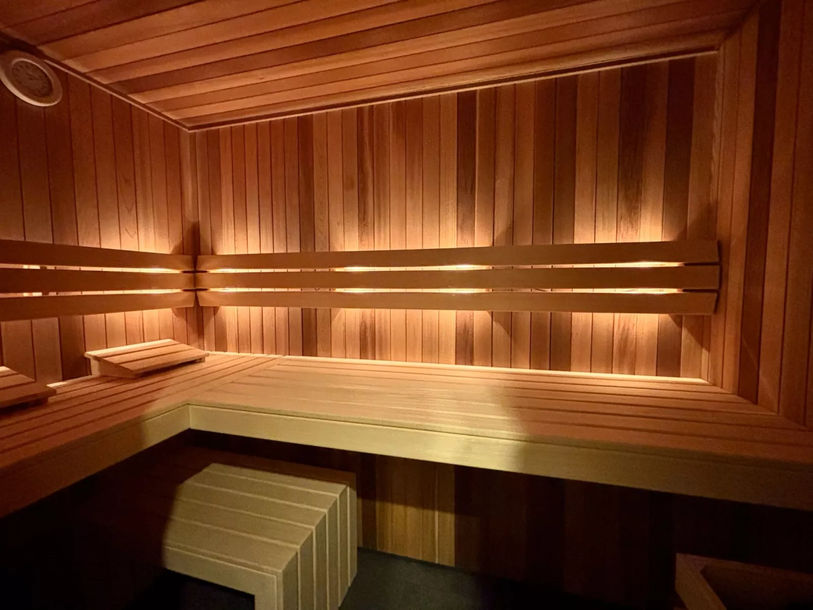 Beach House Westkapelle 105.1