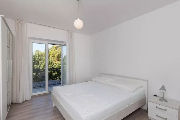 Rooms Villa Bašica - Superior Double Room with Balcony and Sea View (Soba 2)