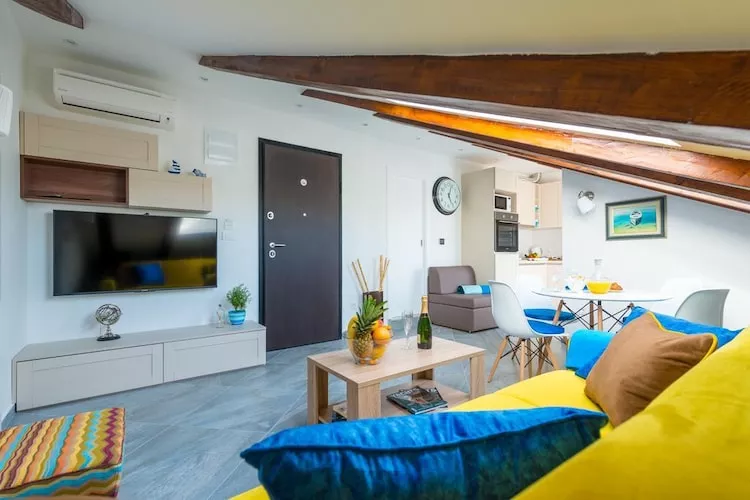 Apartments Arla Exclusive - Deluxe One Bedroom Apartment with Balcony and Sea View