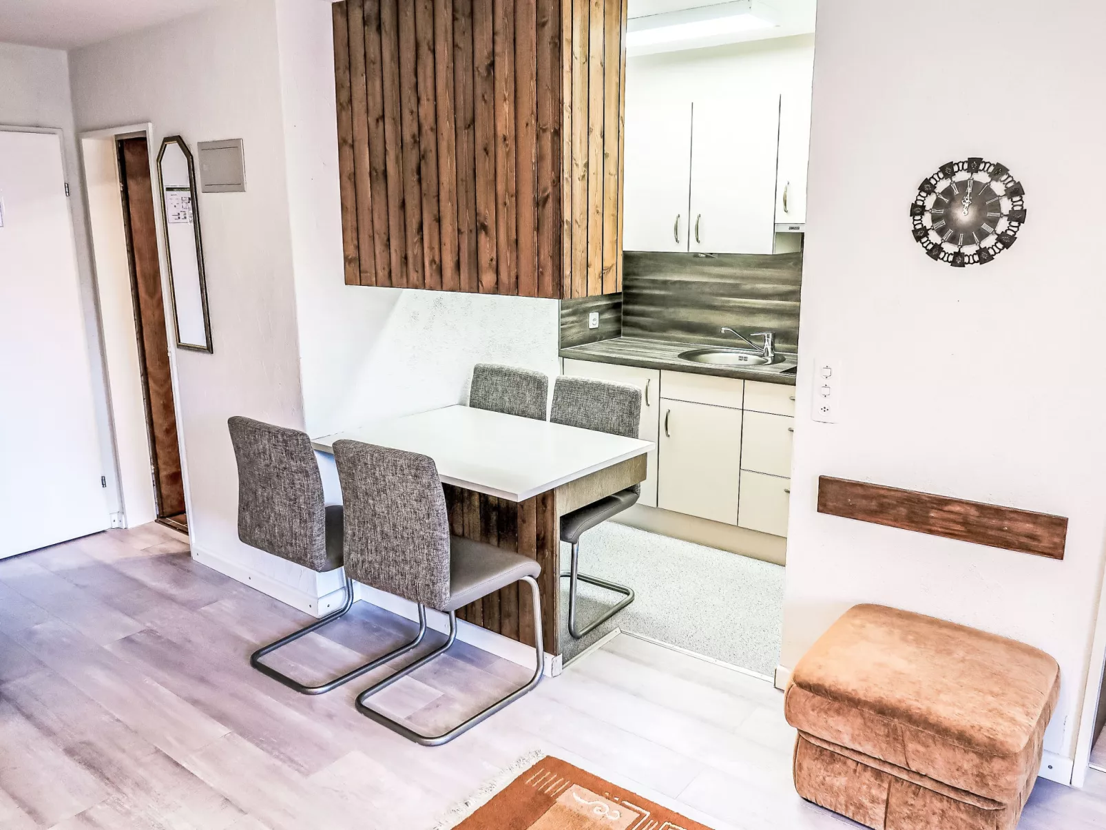 La Siala Apt.37