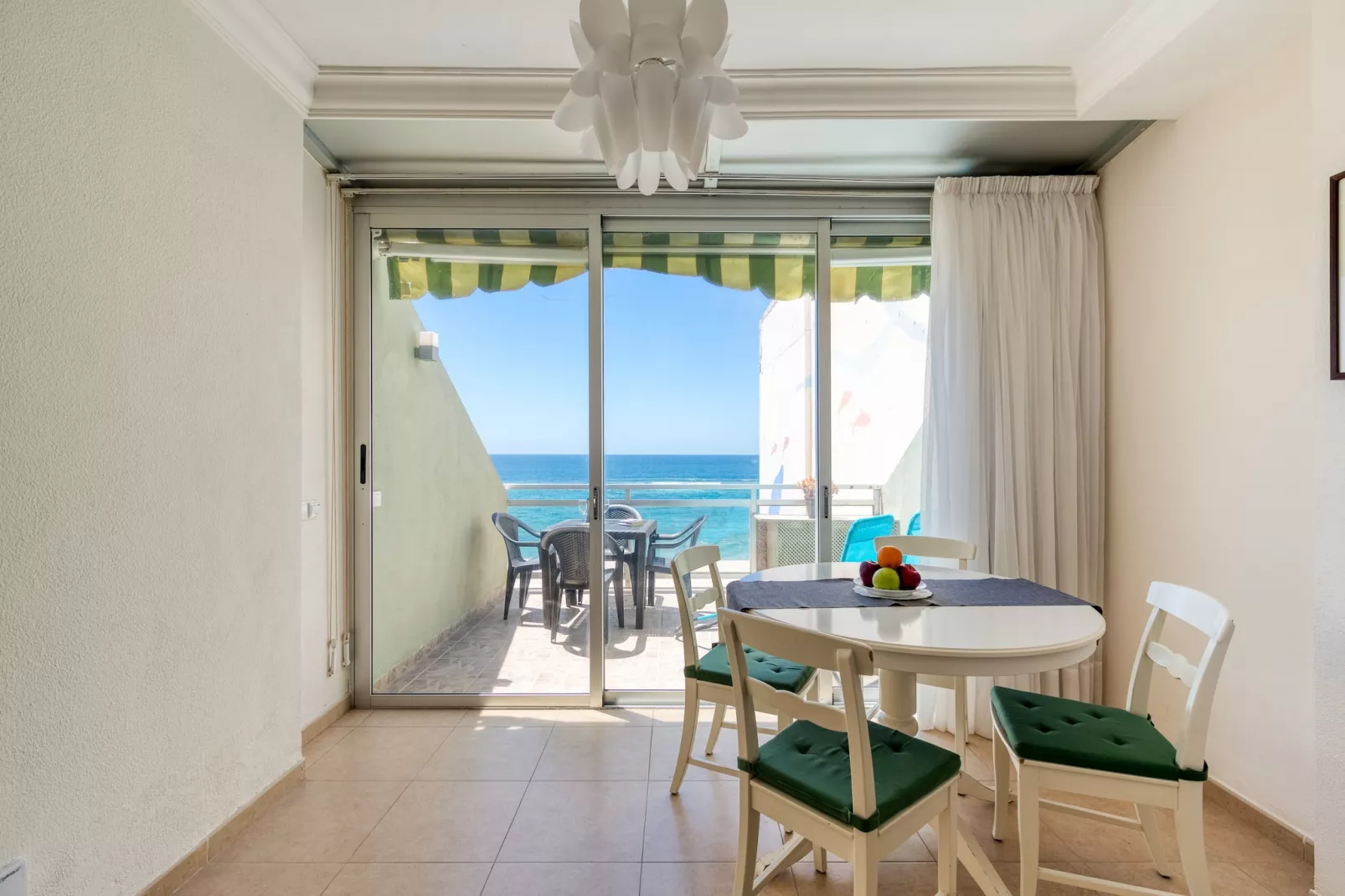 Front line with nice terrace By CanariasGetaway