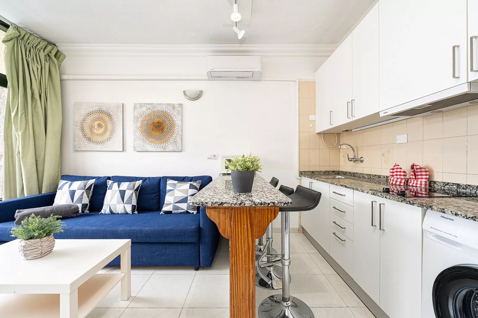Beach View Apartment II