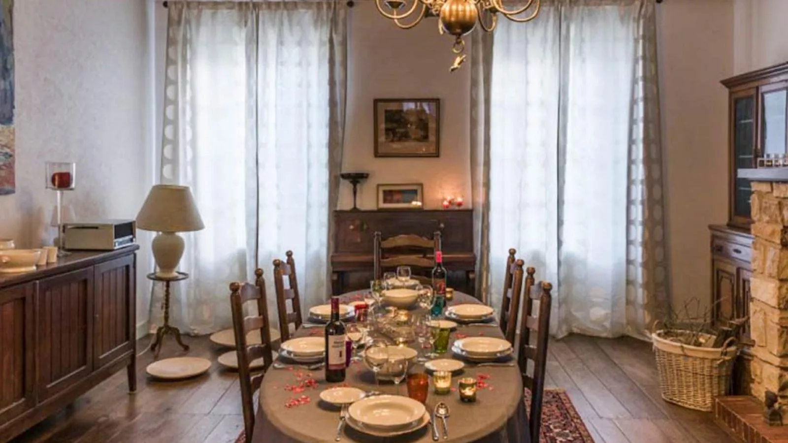 Gîte Côté Rivière-Dining room