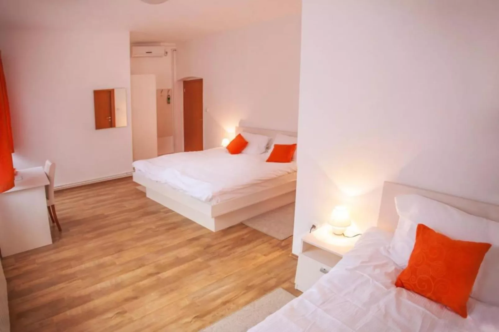 Rooms Lidija 17 - Triple Room (1)