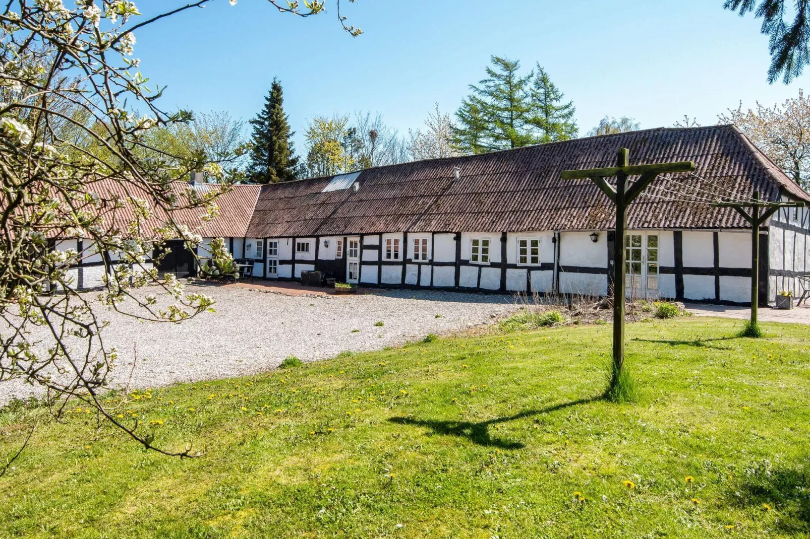7 person holiday home in Grenaa