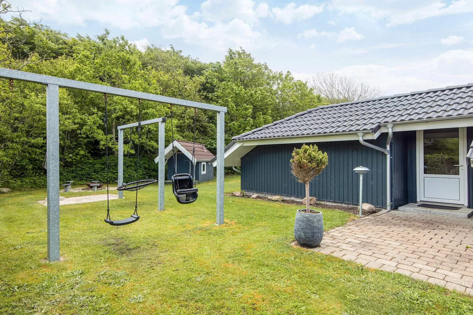 8 person holiday home in Hemmet-Outdoor