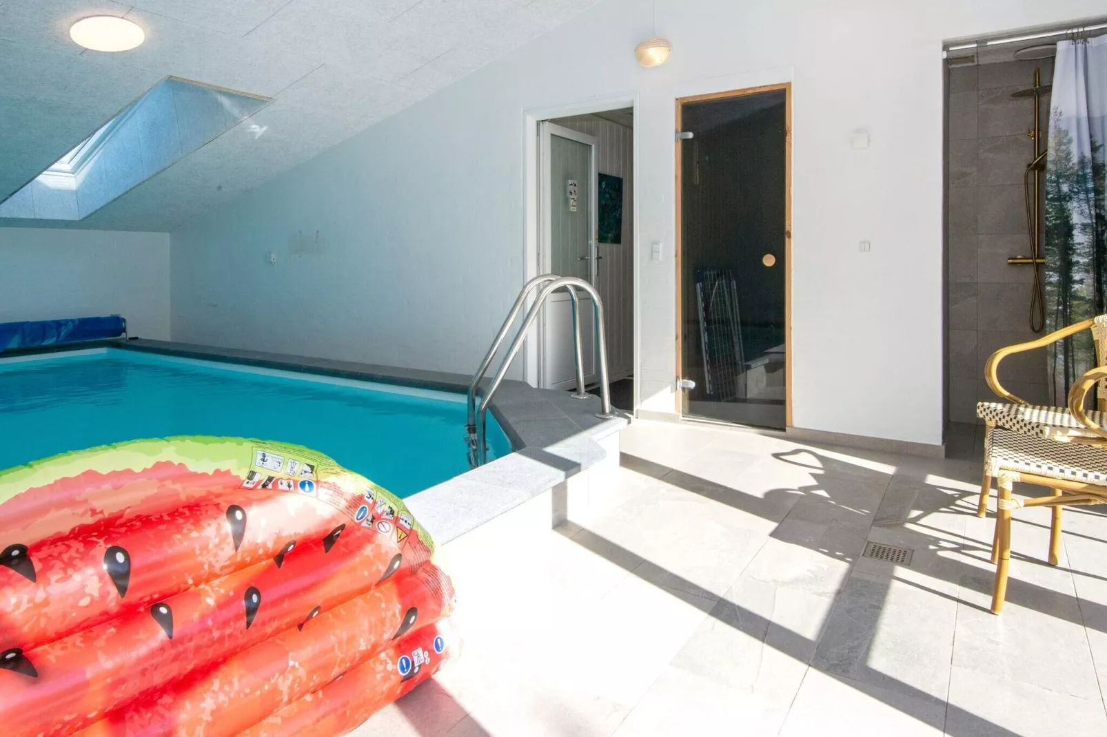 10 Personen Ferienhaus in Ørsted-Schwimmbad