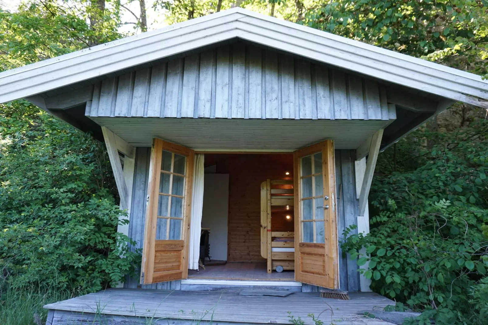 Peaceful Coastal Getaway on Oddo-Outdoor