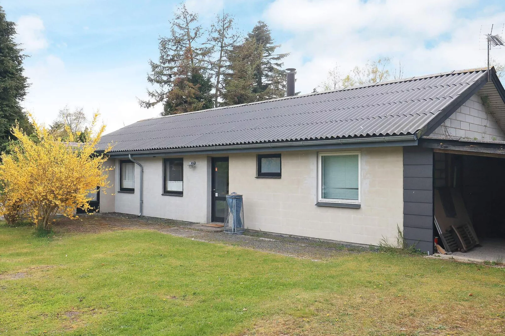 6 person holiday home in Væggerløse-By Traum