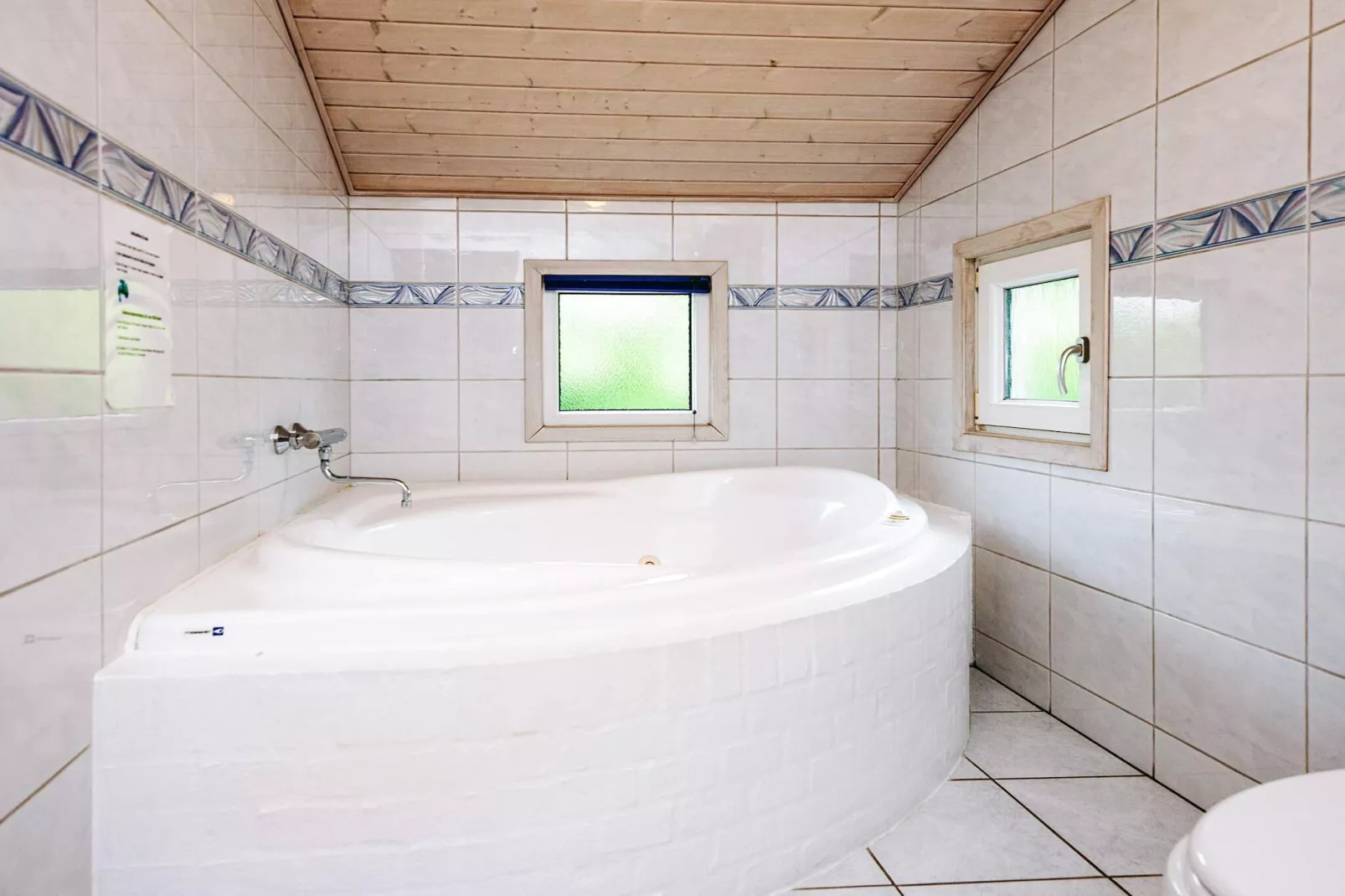 7 person holiday home in Henne-By Traum-Spa