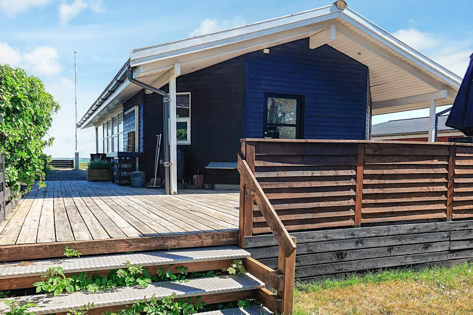 Seaside Gem with Views - By Traum Ferienwohnungen-Water view