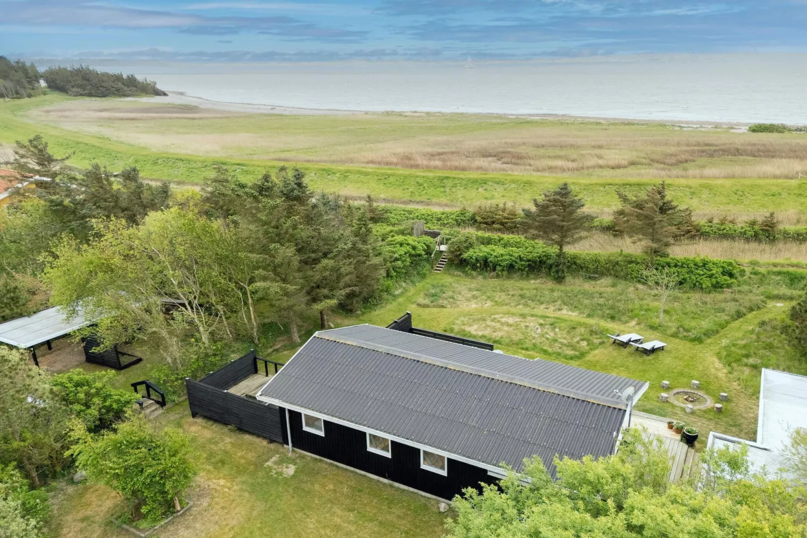 6 person holiday home in Thyholm-By Traum-Outdoor