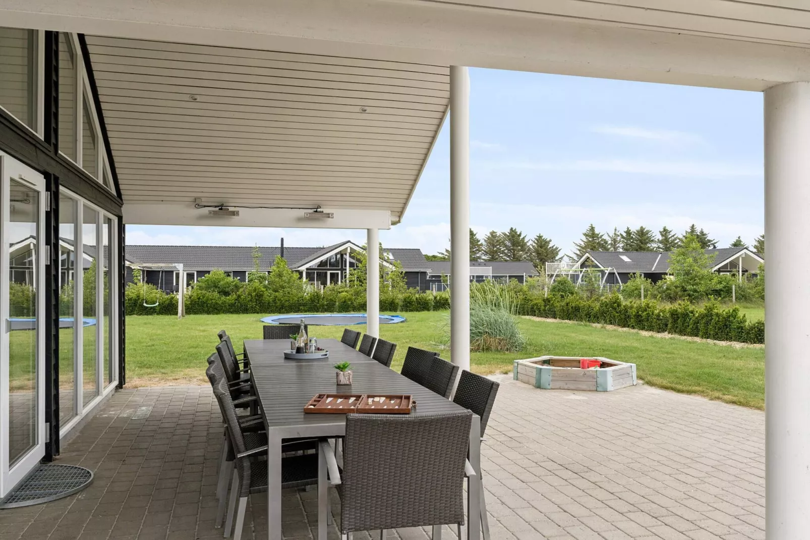 Luxury Retreat with Pool - By Traum Ferienwohnungen-Outdoor