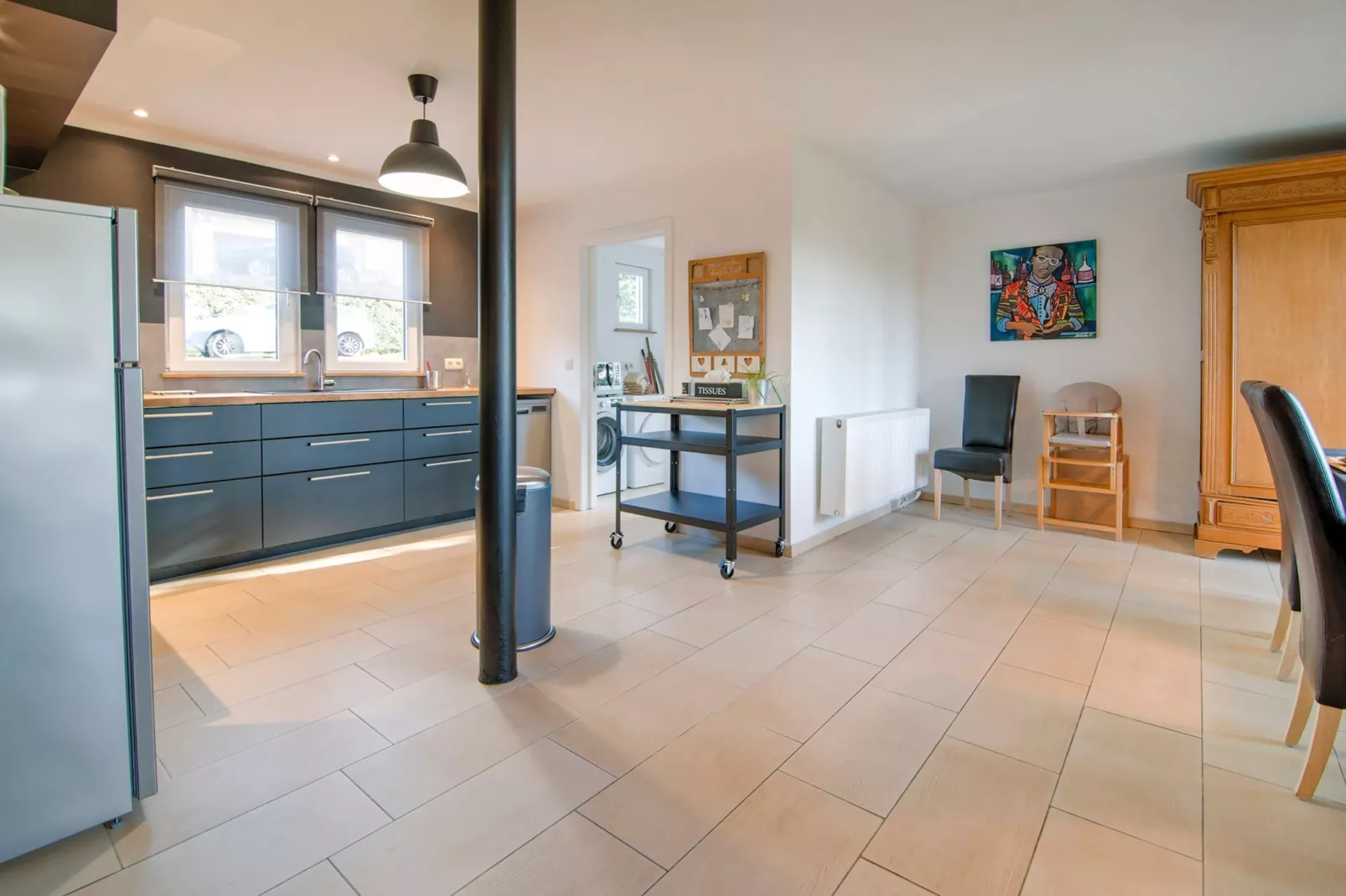 Chant d'Oiseau-Dining room