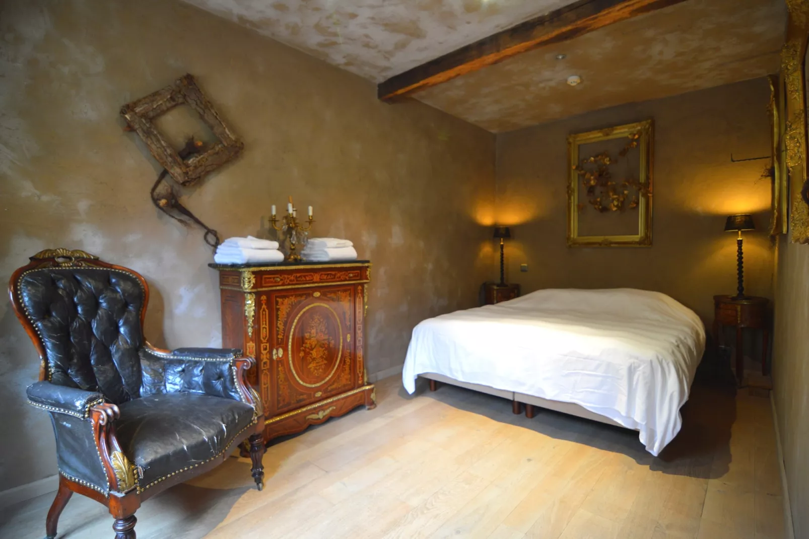 Le Vieux Moulin 22-Chambre