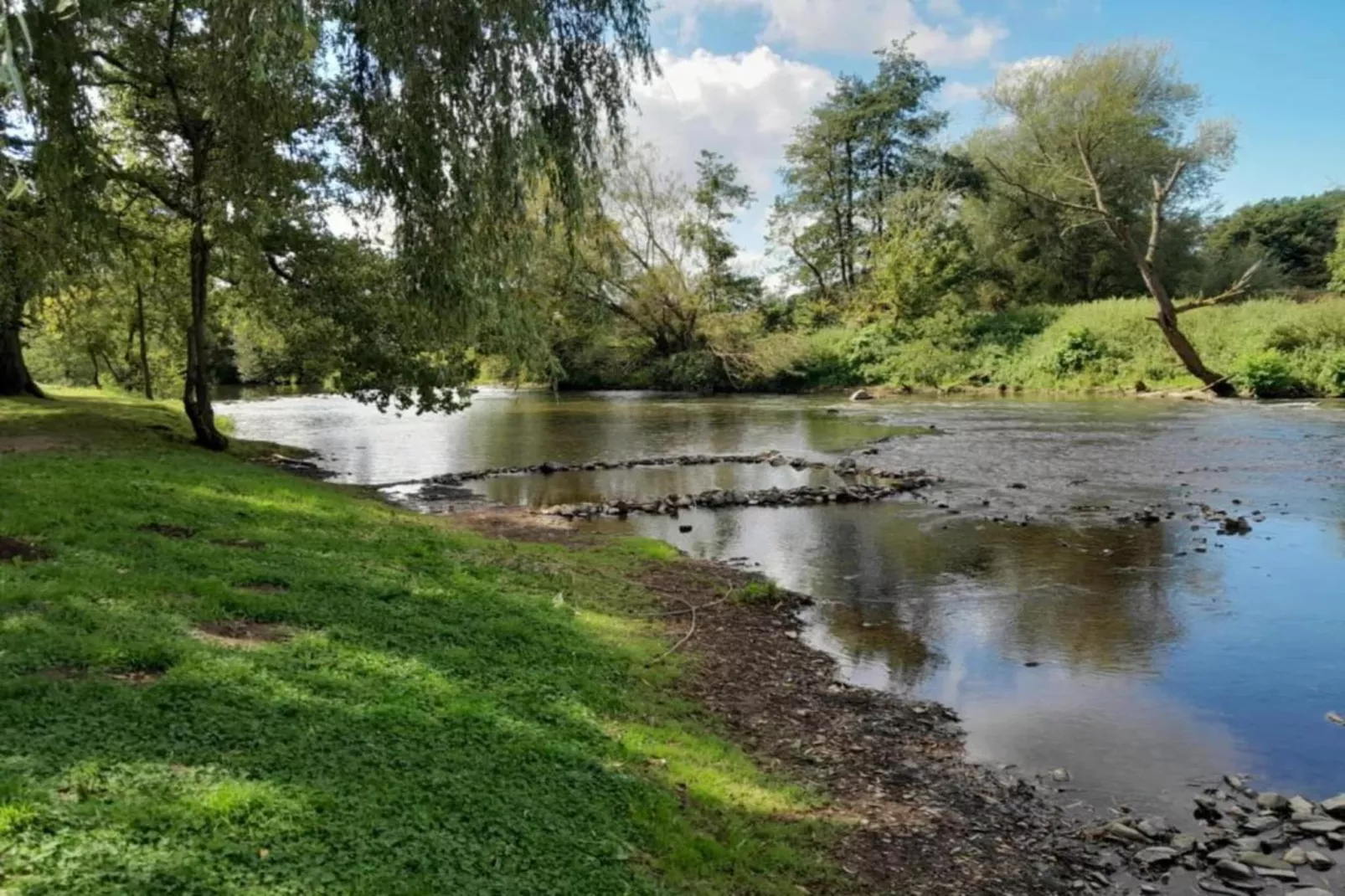 Gite du Viroin 1-Areas within 20km in summer