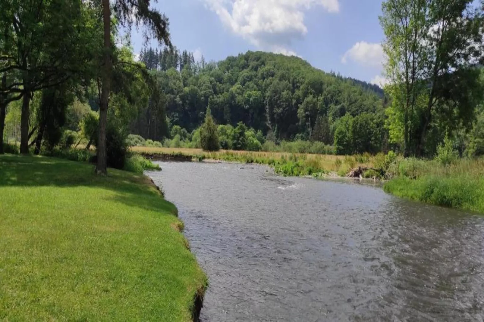 Les Petits Cotteaux-Areas within 20km in summer