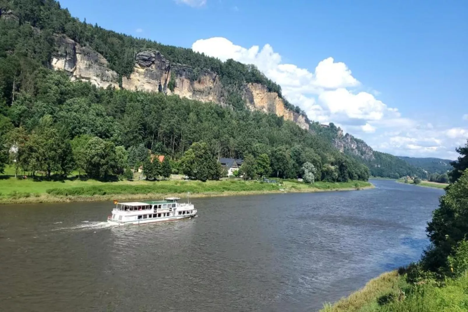 Sachsenliebe-Areas within 20km in summer