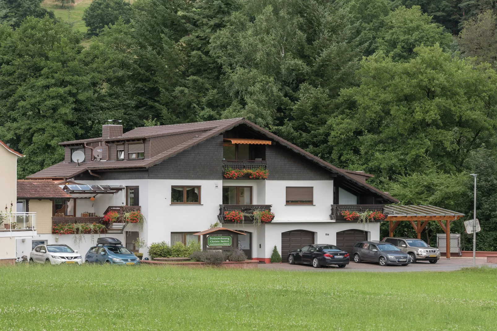 Mossautal-Exterior in summer