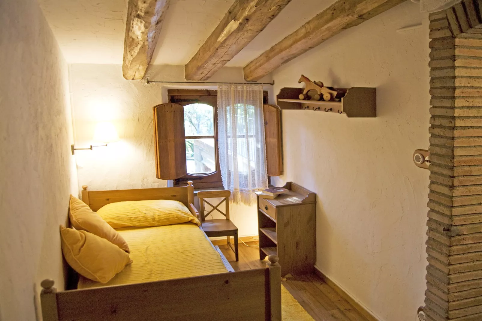Can Vives-Bedroom