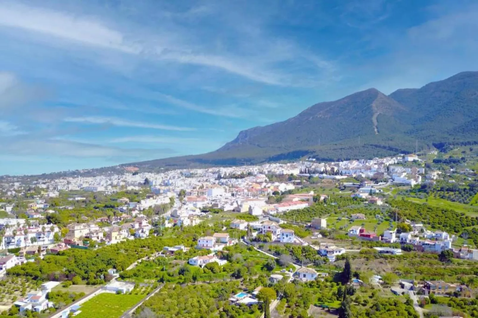 El Mirador-Areas within 20km in summer