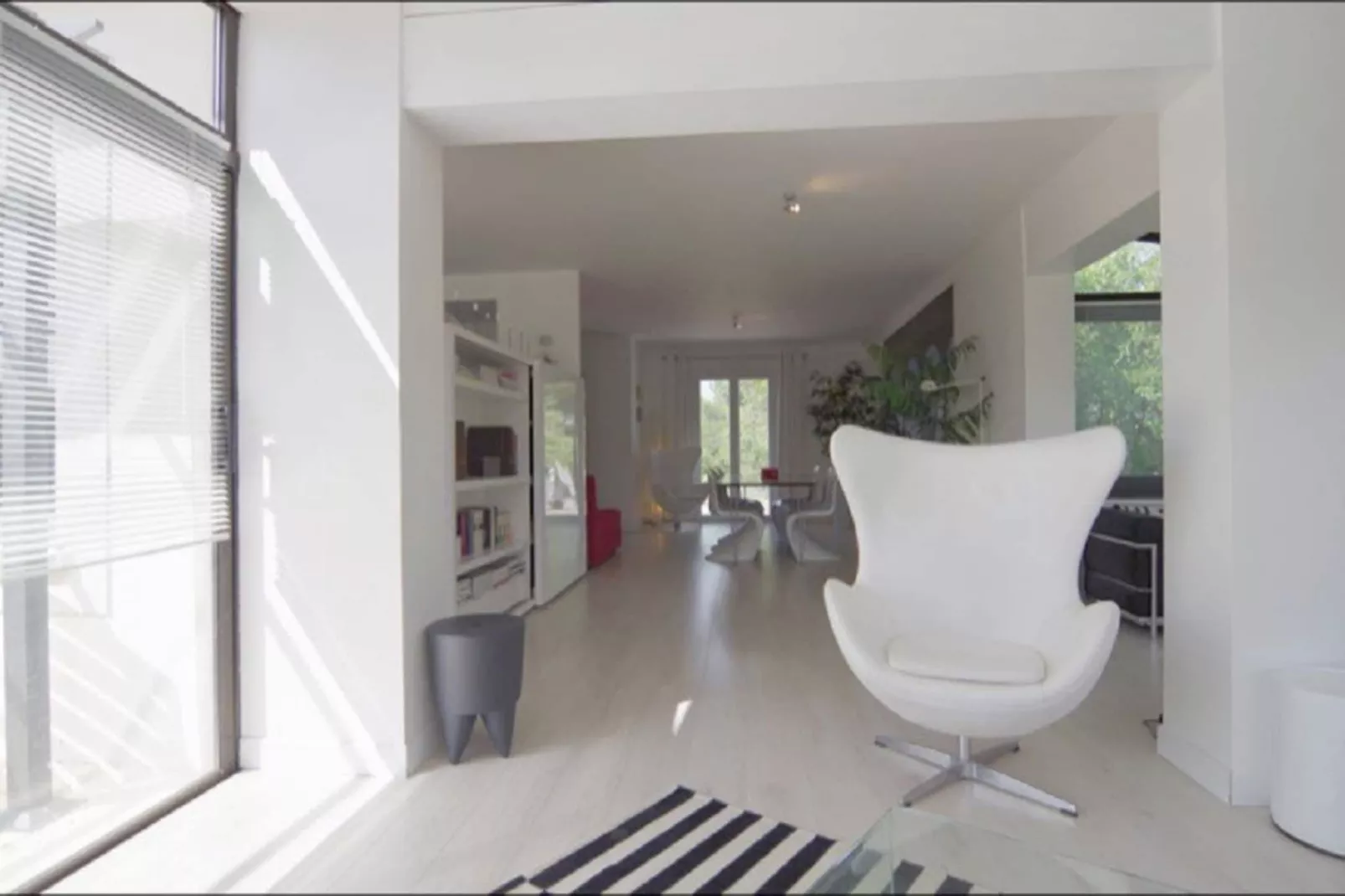Villa On the Rocks-Wohnzimmer