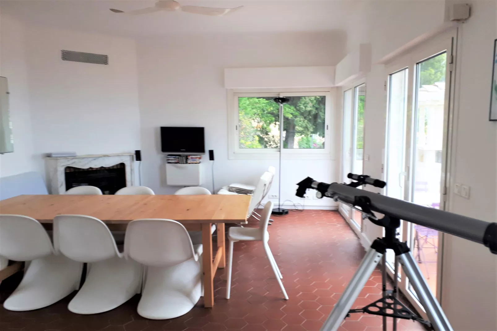 Antonino-Living room