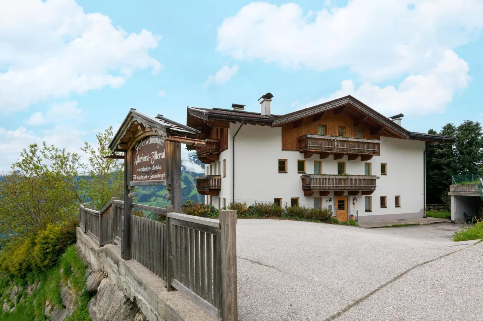 Zillertal 3000 12PAX-Exterior summer